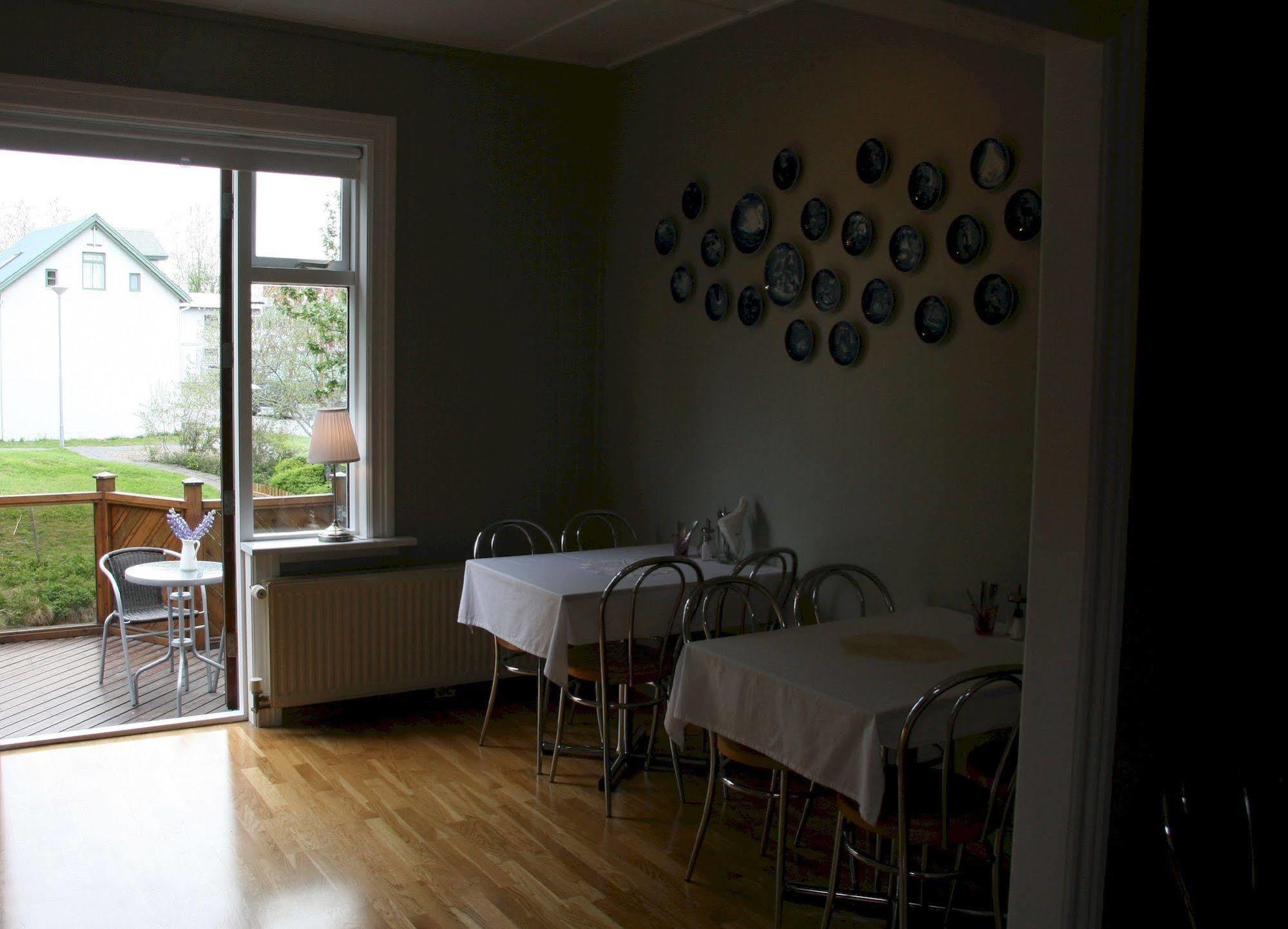 Árból Guesthouse Húsavík Esterno foto