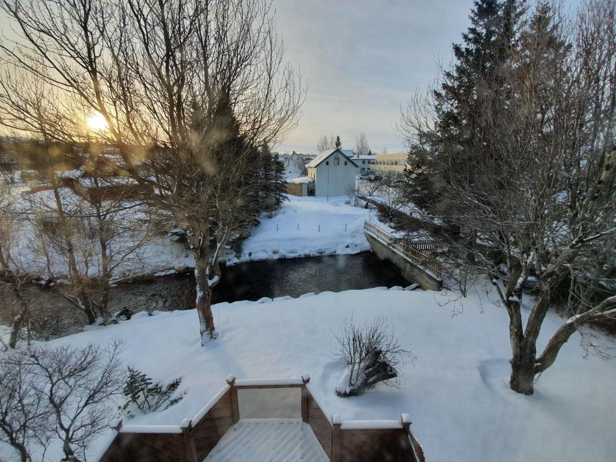 Árból Guesthouse Húsavík Esterno foto